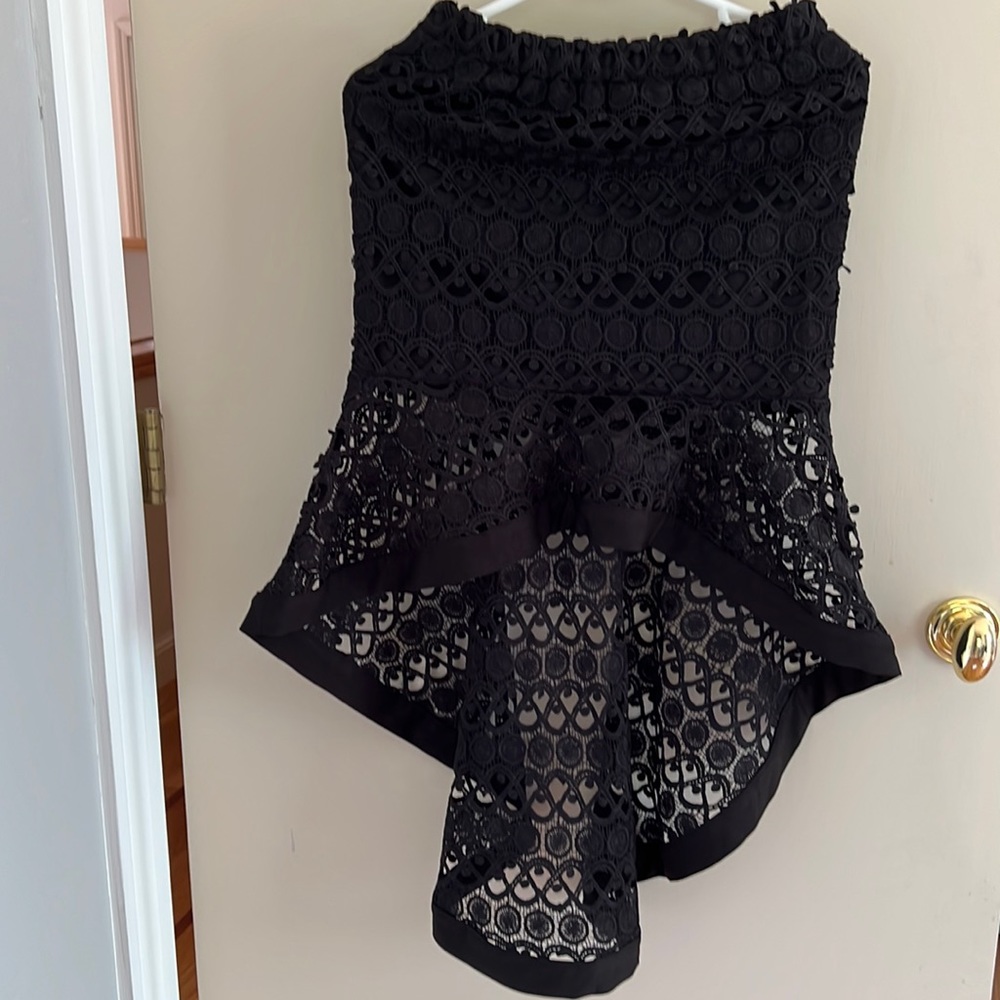 Gorgeous high low skirt never worn